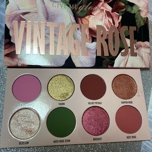 give me glow Vintage Rose eyeshadow palette